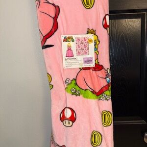 Nintendo Super Mario Peach blanket